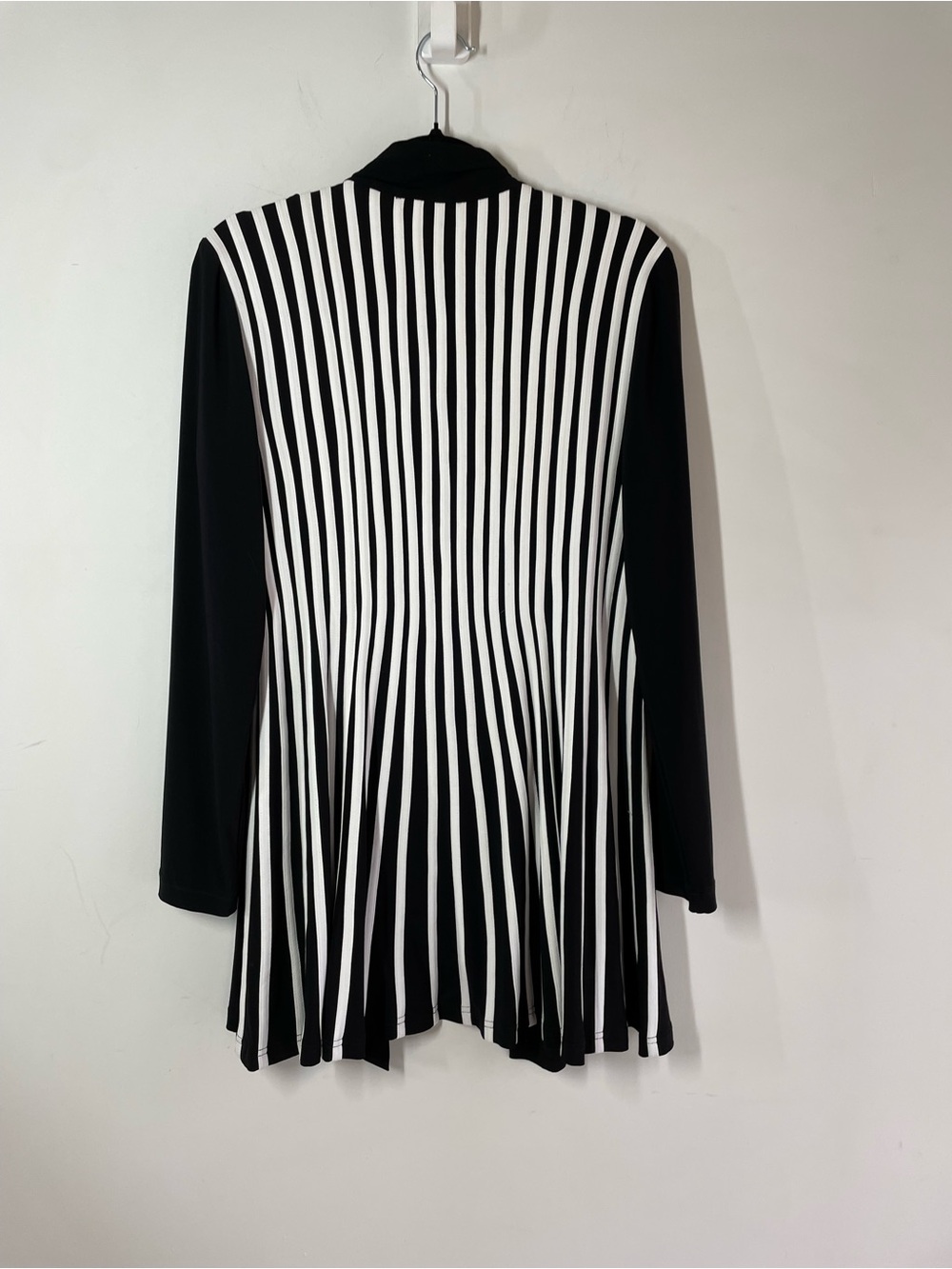 Joseph Ribkoff Black White Striped Open Front Cardigan Minimalist Jacket Size 10 - Picture 11 of 12